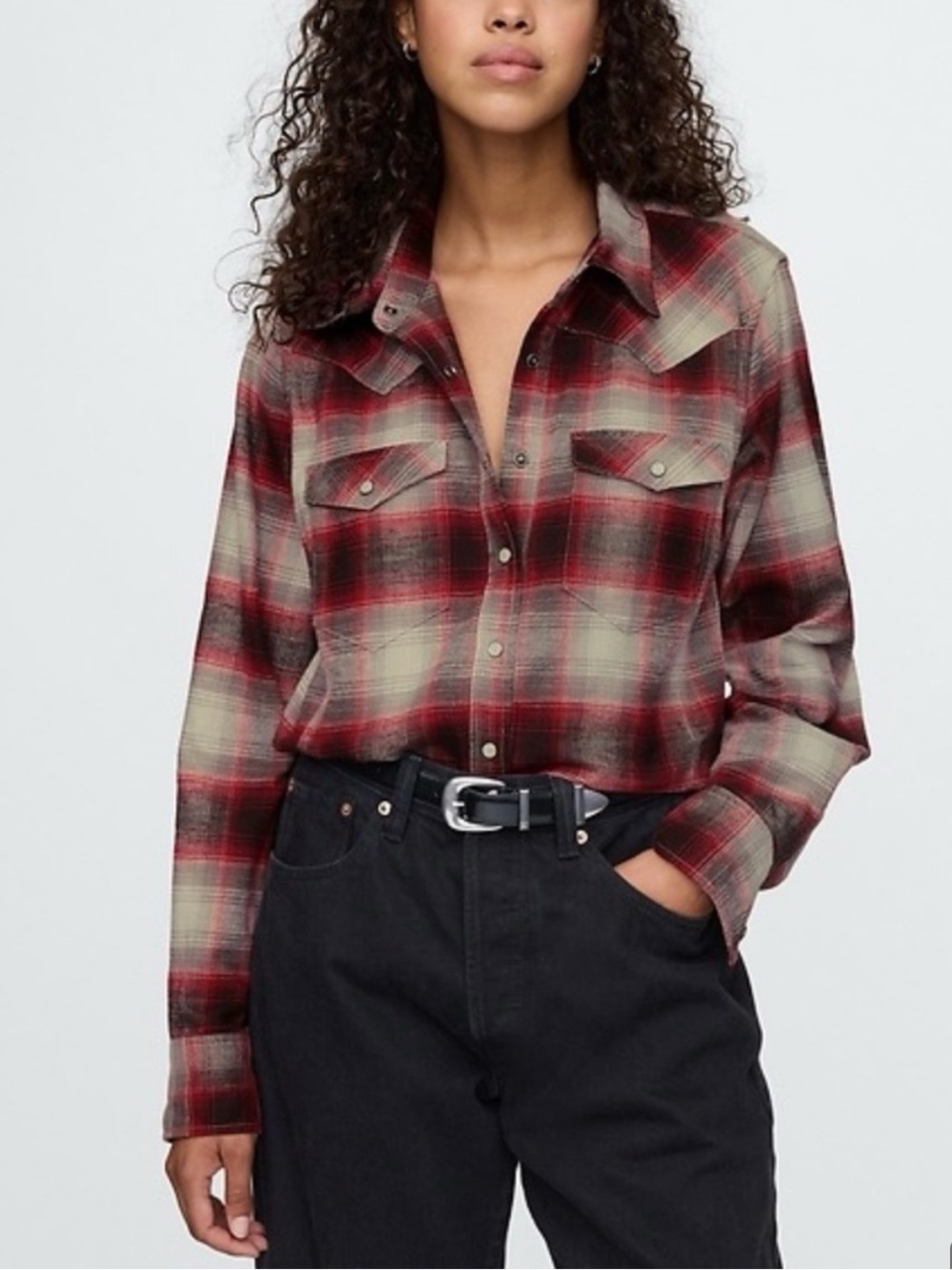 GAP Women’s Plaid Flannel Western Shirt Pearl Snap Buttons Red Brown SZ Medium